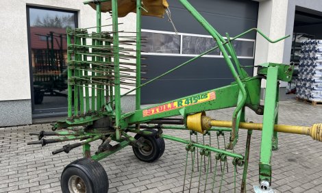 Shrnovač píce, sena STOLL 415 4DS, záběr 4,2m