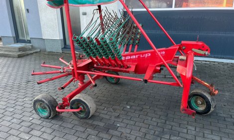 Shrnovač píce, sena KVERNELAND TAARUP 9039